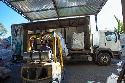 Transporte de Resíduos de Plástico